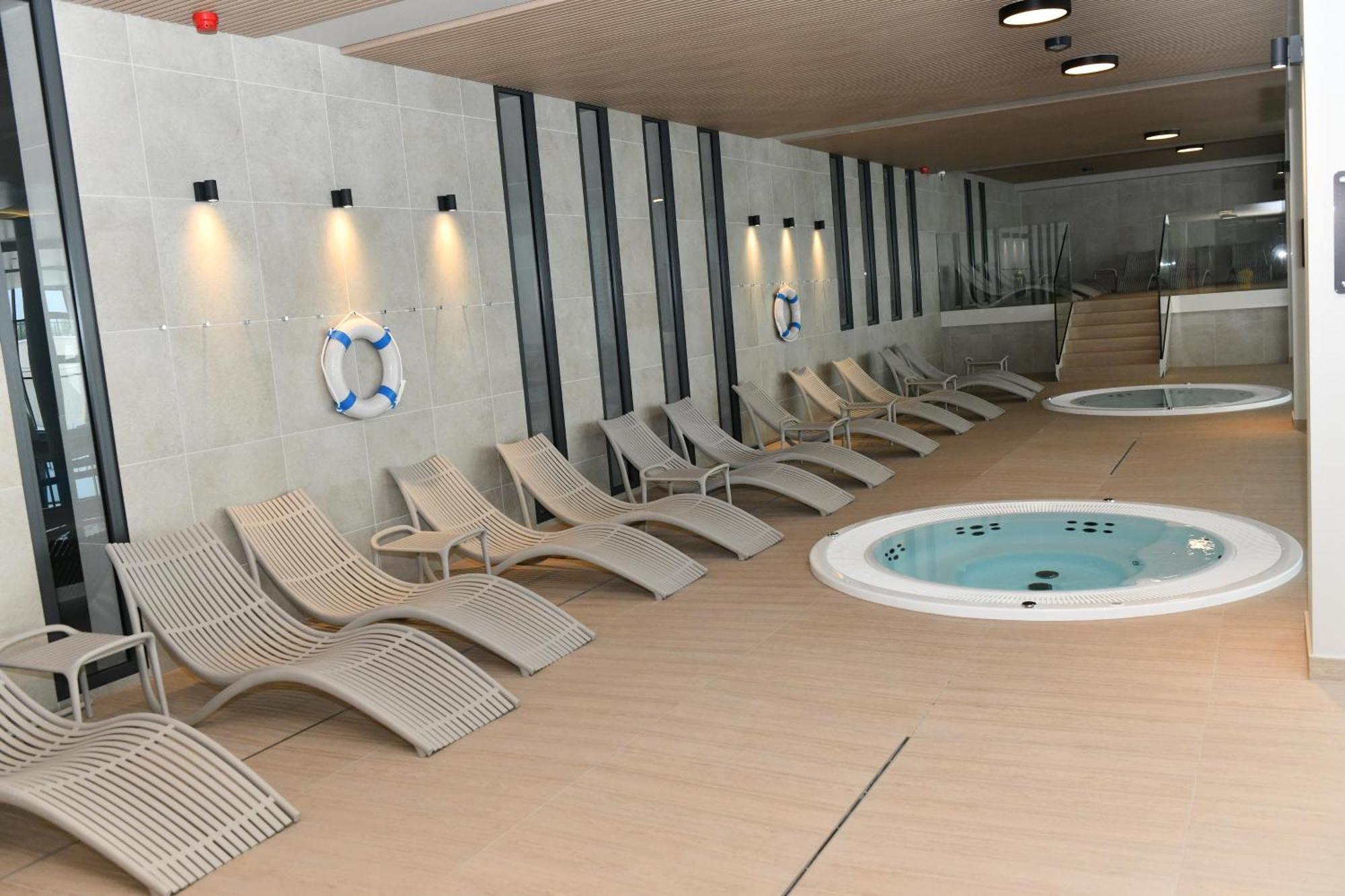 Apartament D013 Polanki Aqua コウォブジェク エクステリア 写真
