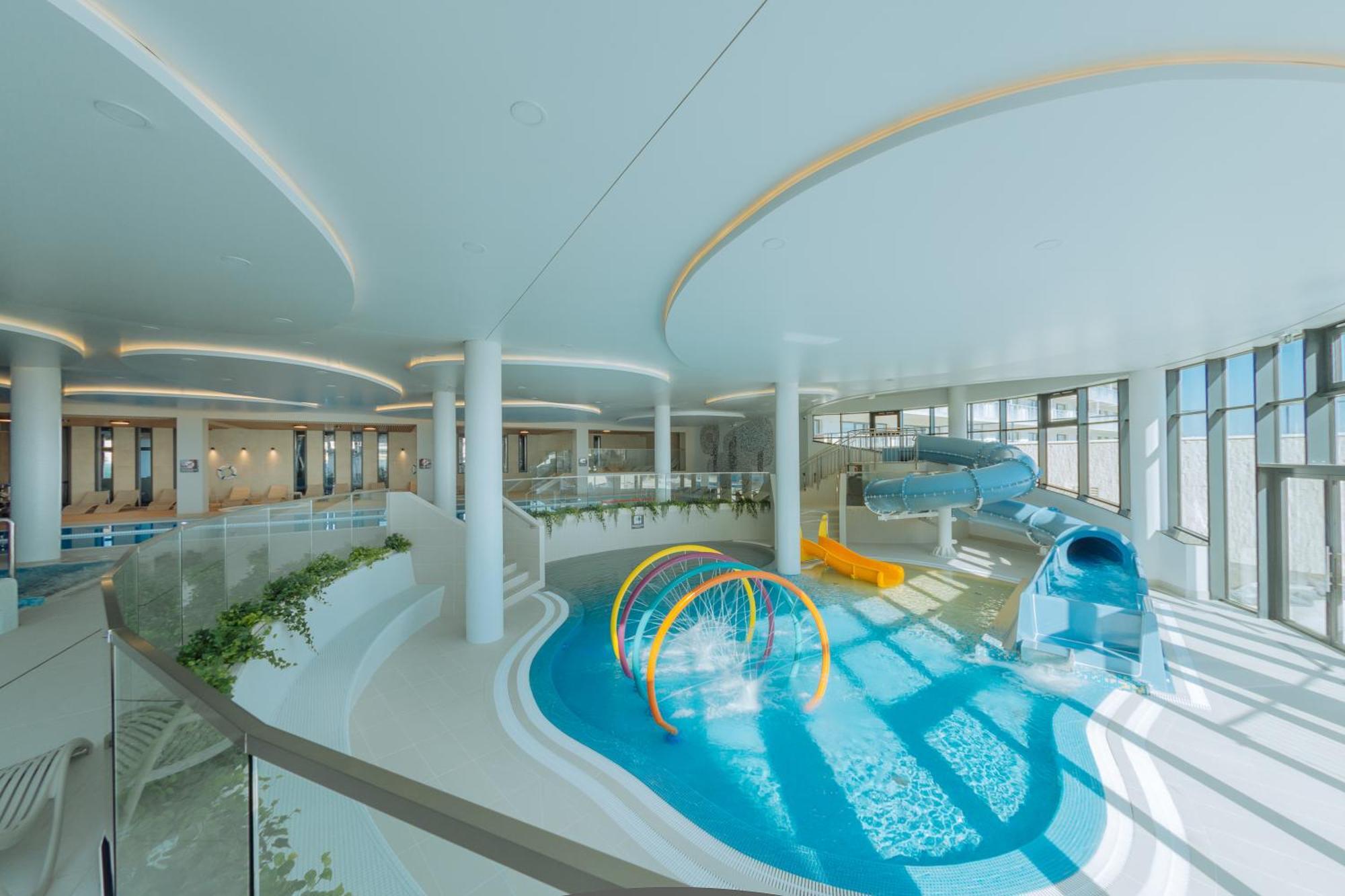 Apartament D013 Polanki Aqua コウォブジェク エクステリア 写真